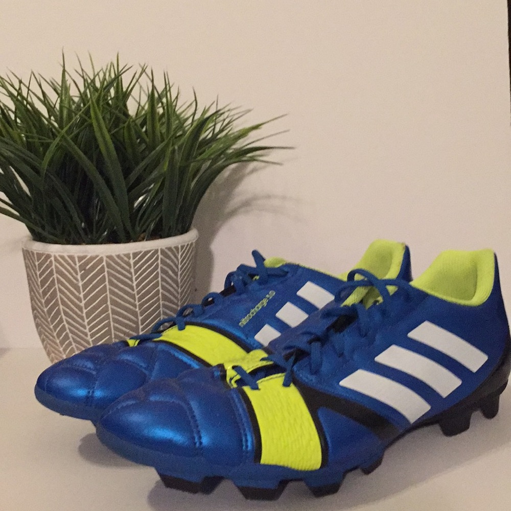 ⚽️ ⚡️Adidas Soccer Cleats